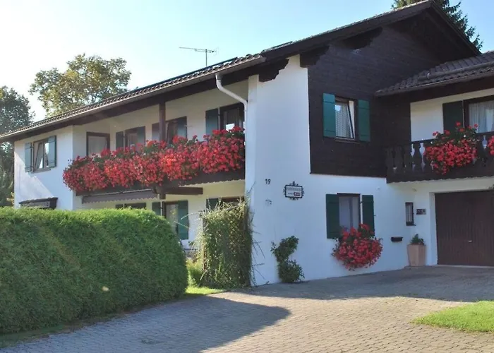 Haus Joerg Sosna Modern Retreat